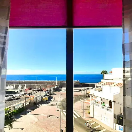 Daire In The 1st Line From The Playa de San Juan (Tenerife)